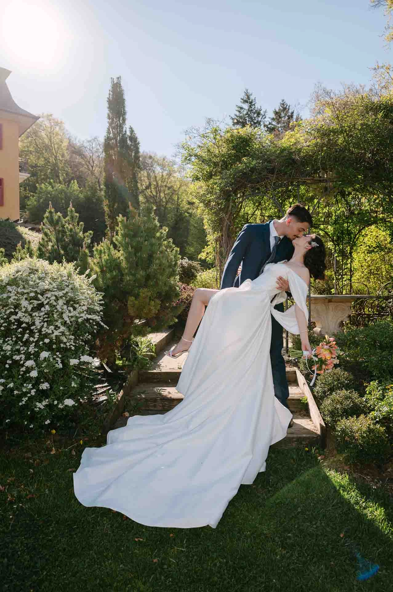 Couple mariage Annecy Hôtel Les Tresoms
